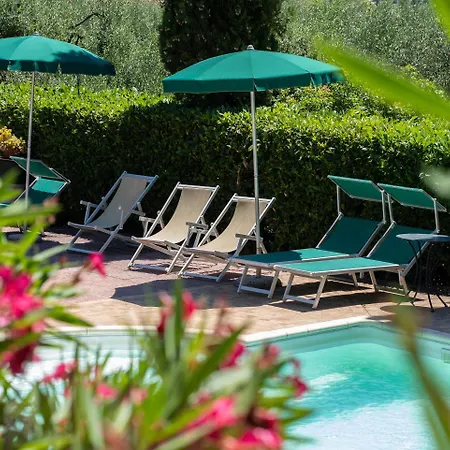Santa Croce Apartment *